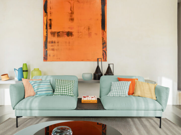 Polsteratelier: Sofa und Kissen JAB